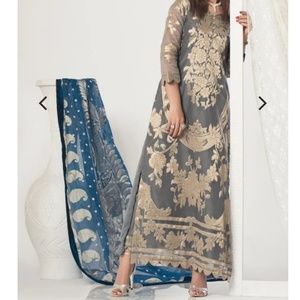 3 Piece Pakistani Suit